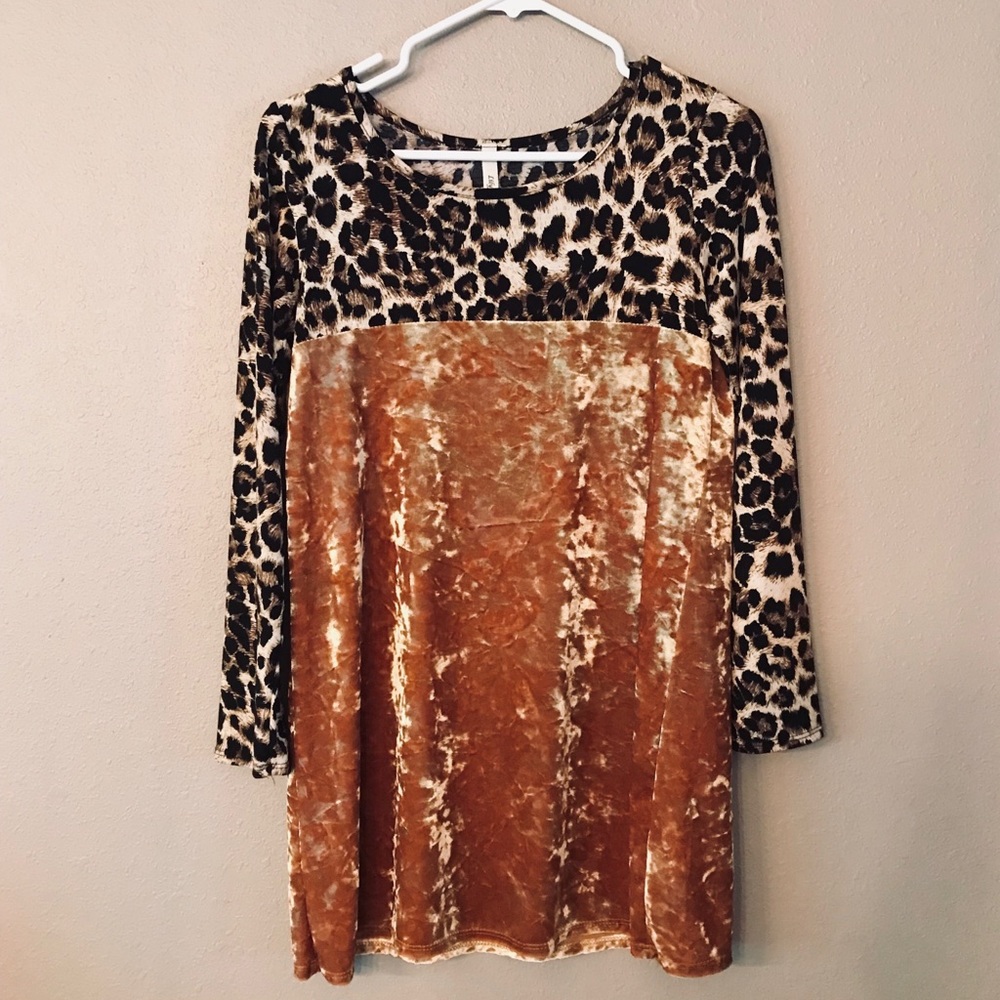 Leopard Velvet Top